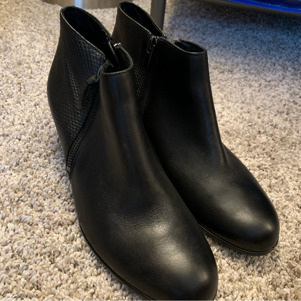 Ecco booties